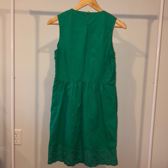 Vineyard Vines NWOT green scallop dress w/ POCKETS - Picture 2 of 6